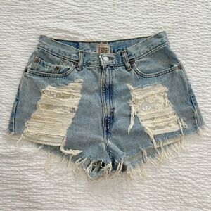 LF Vintage Levi’s Shorts Lace Furst of a Kind